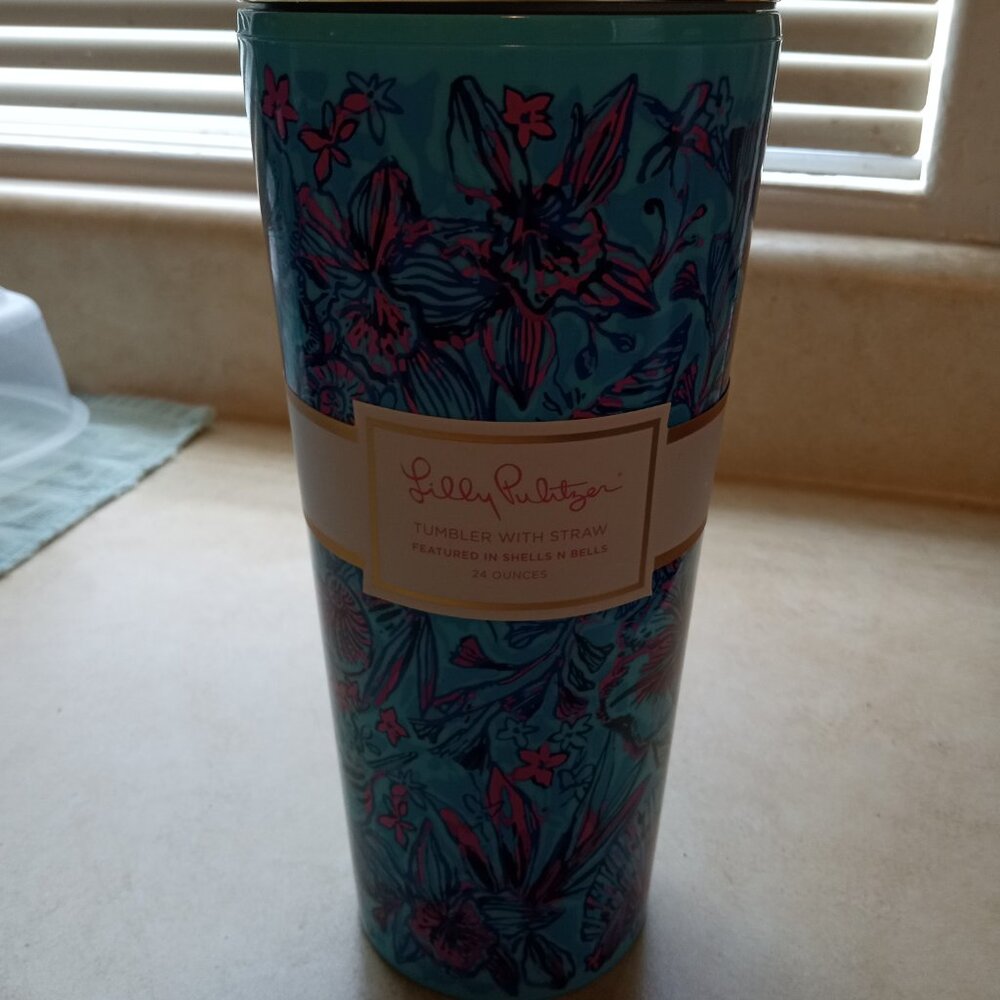 NWT Lilly Pulitzer tumbler Shells N Bells - Picture 3 of 4